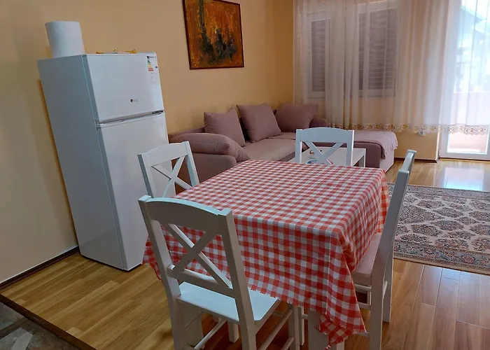 Dukat 索科矿泉村